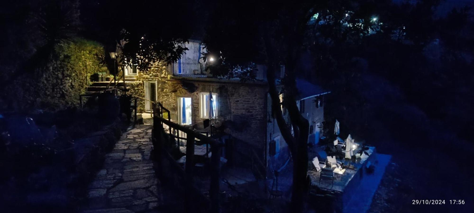 La Quiete Accesa Hotel Vernazza Exterior foto
